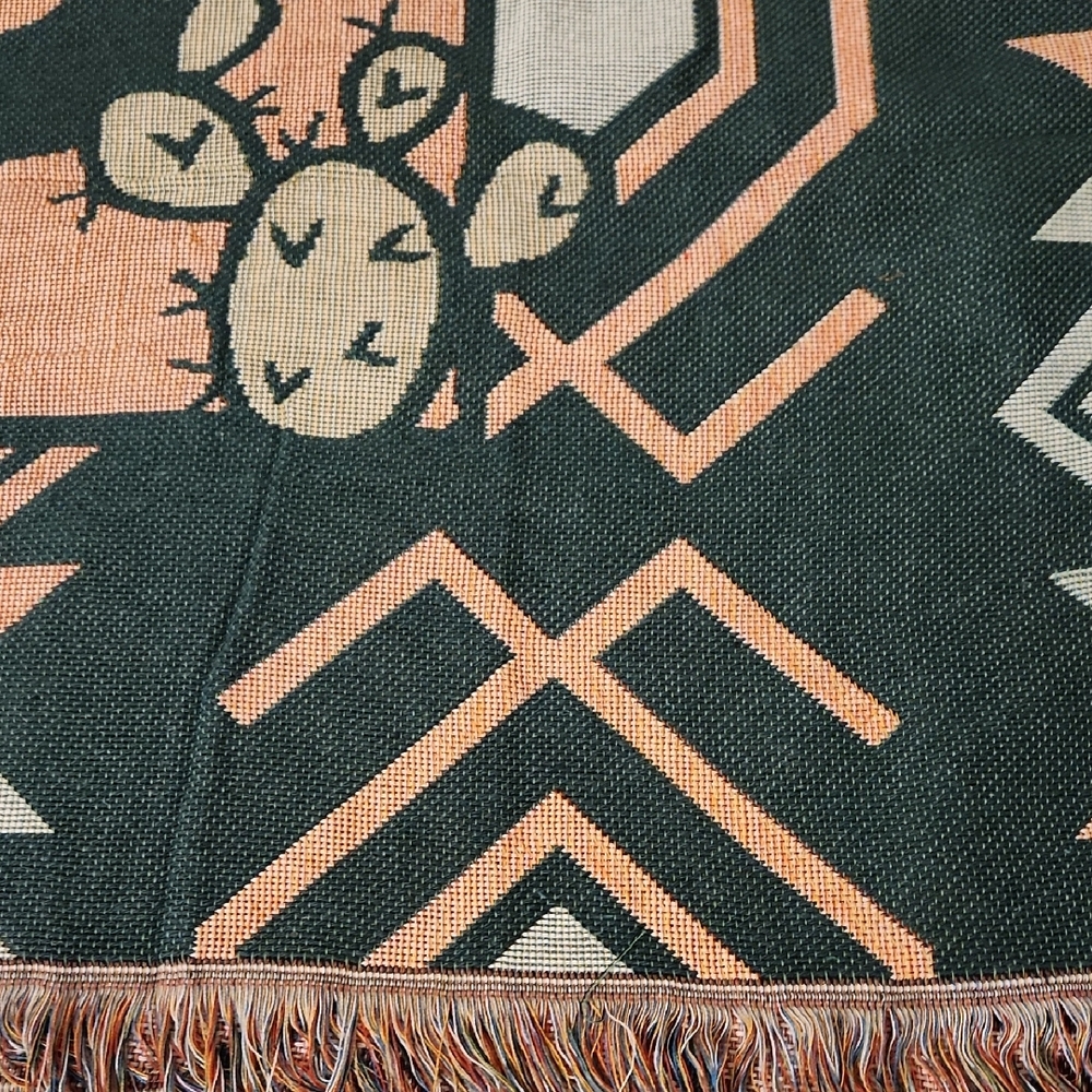 Geometric CAMP EDC Blanket - Picture 5 of 6